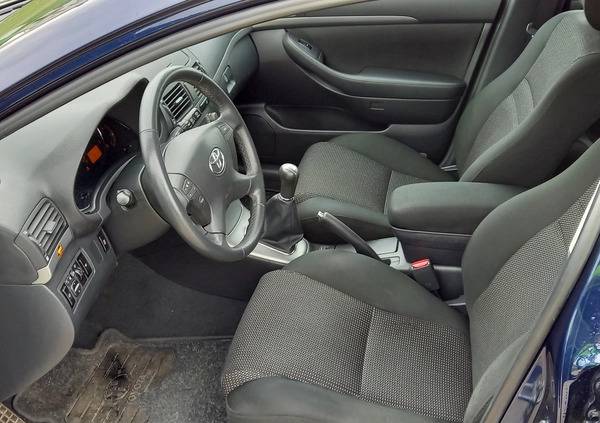 Toyota Avensis cena 17800 przebieg: 182700, rok produkcji 2007 z Złotoryja małe 67